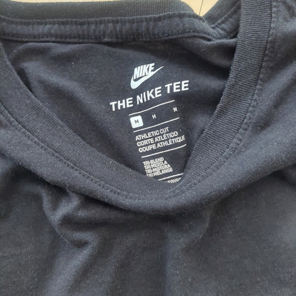 Nike T-Shirt The Nike Tee Stripe Shirt Men Sz M Swoosh Black    (A) - Picture 3 of 4